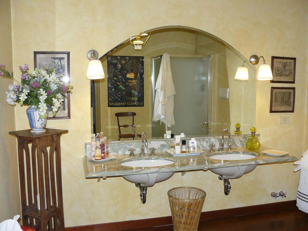 Al Concerto Bed and Breakfast San Benigno Canavese Kamer foto